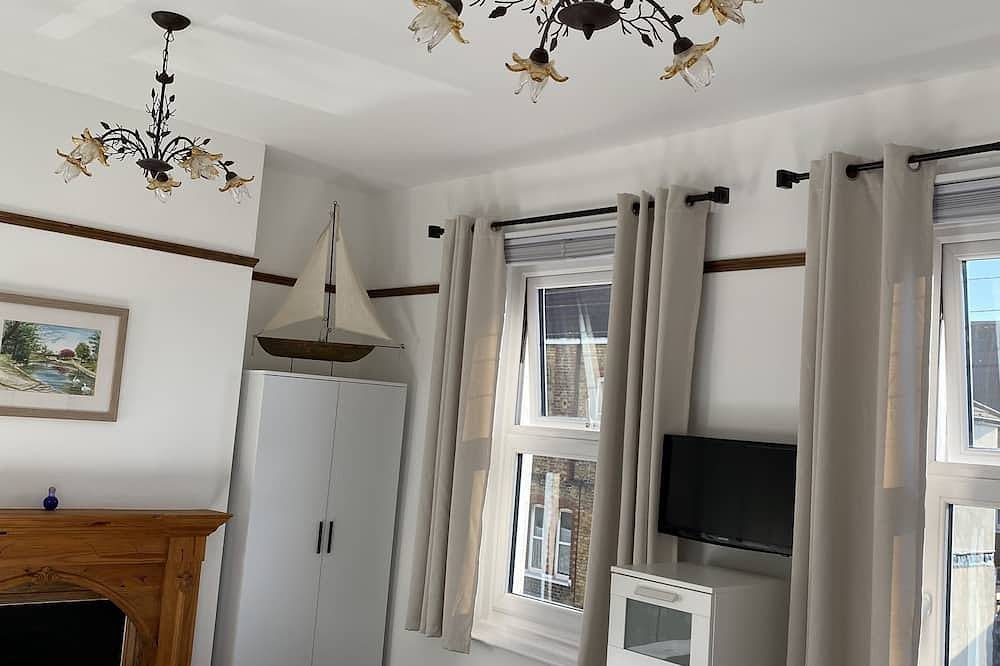 Cosy period house near the seafront in Ramsgate, Kent