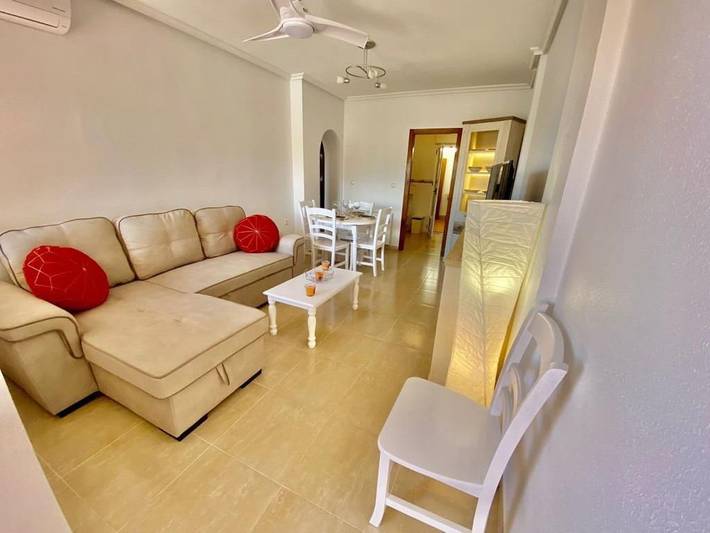 Ferienhaus für 4 Personen, mit Balkon und Terrasse sowie Garten und Pool in Torrevieja - 3