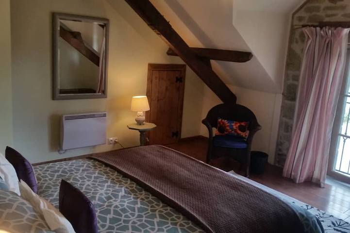 Gîte pour 4 personnes, avec balcon et jardin à Cast - 4