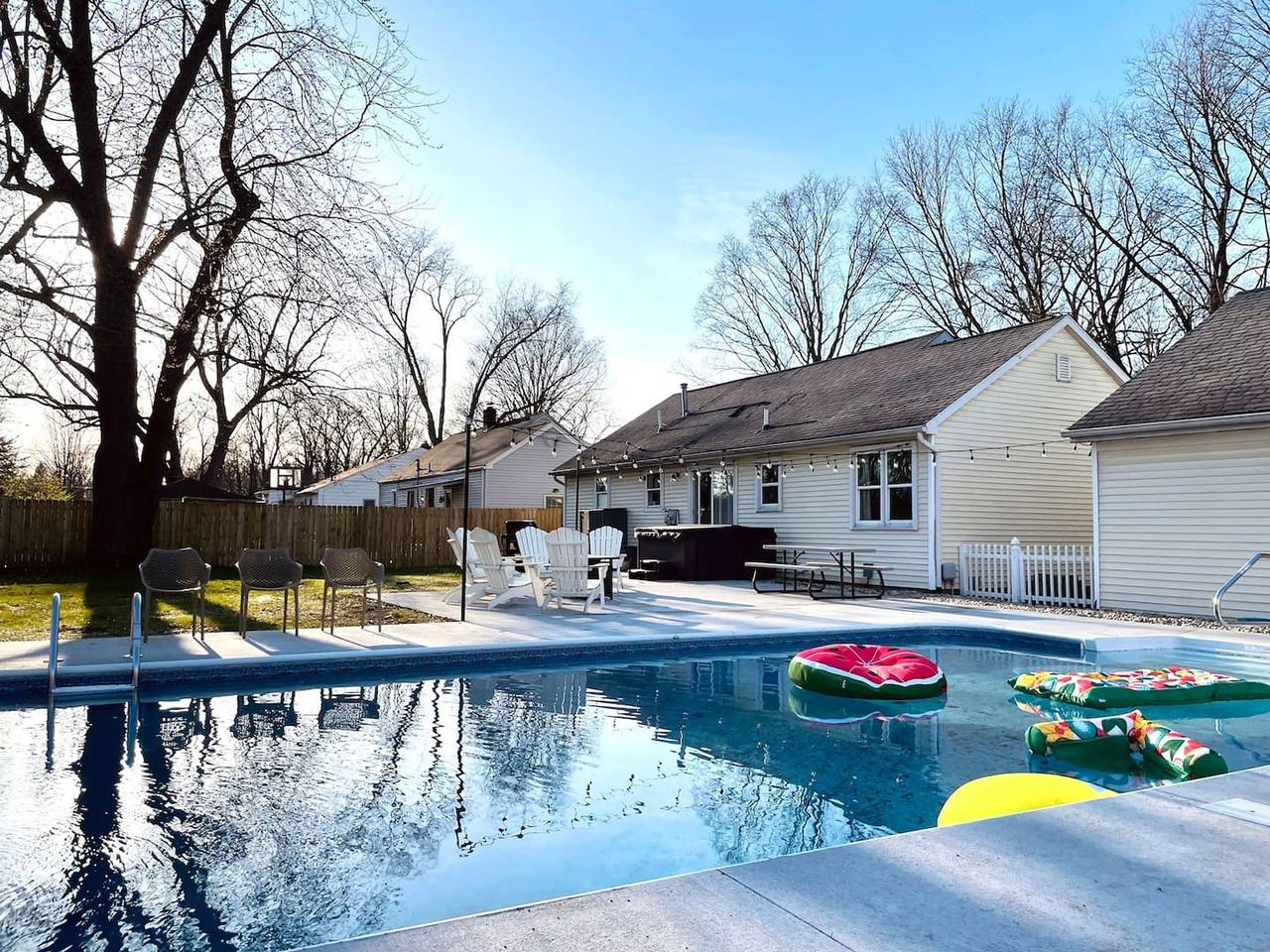 Hot Tub|Backyard Oasis|Espresso Maker|Coffee Bar in Saint Joseph County (IN)