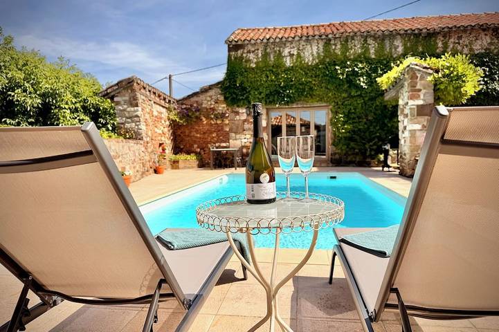 Location de vacances pour 4 personnes, avec Terrasse à Vindrac-Alayrac