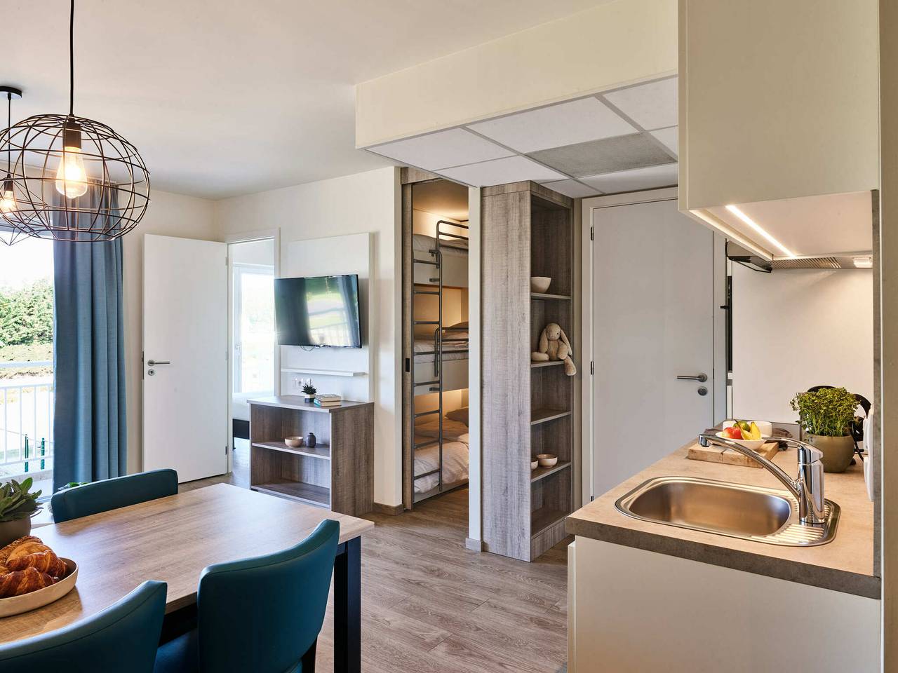 Holiday Suites Nieuwpoort — Suite familiale | 2 adultes - 3 enfants in Nieuwpoort, Flandre-Occidentale