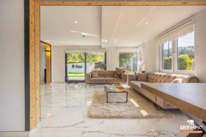 Location de vacances pour 5 personnes, avec terrasse, animaux acceptés dans Sy