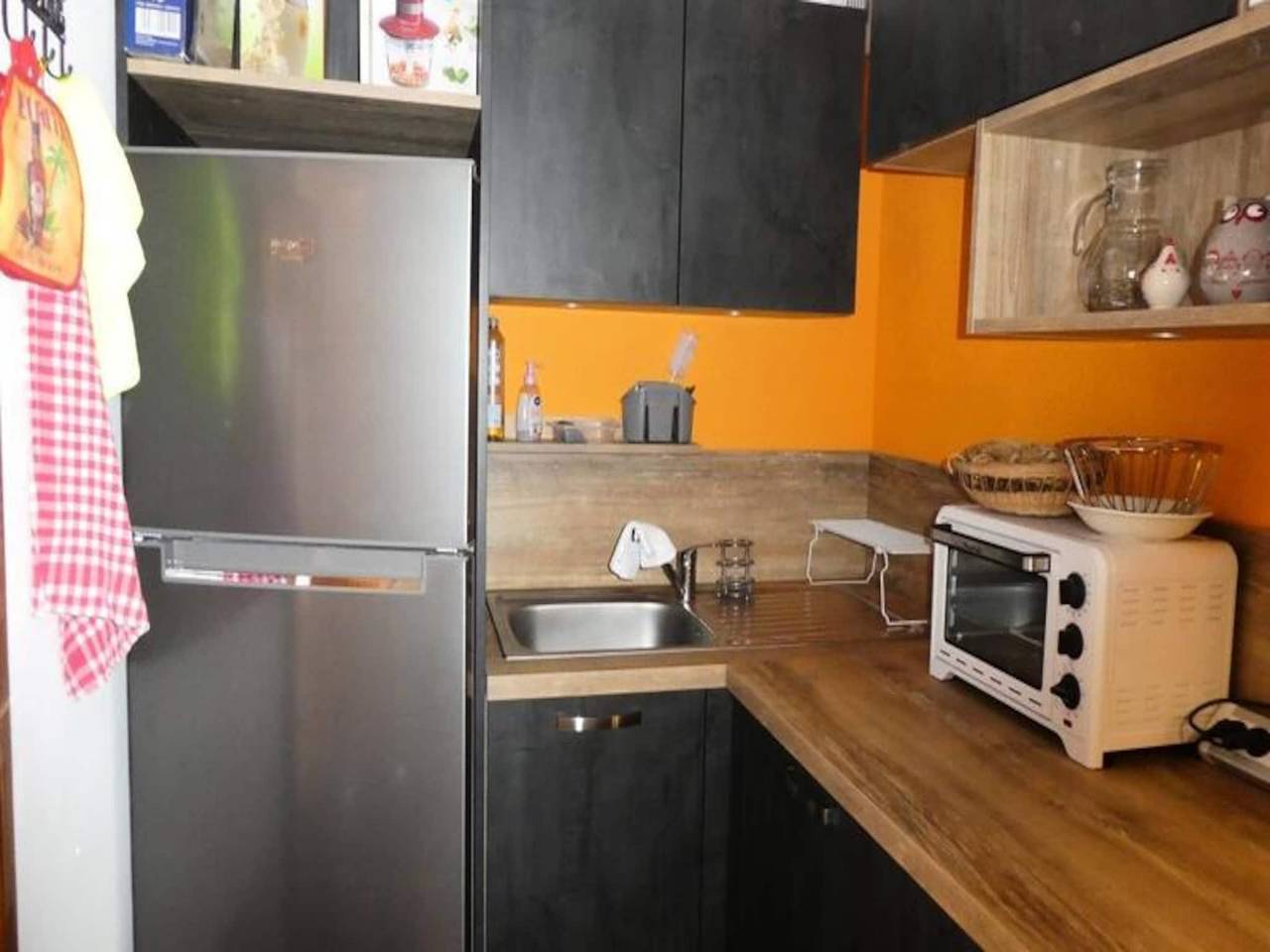 Entire apartment, Apartment in Réallon with Slope Access in Réallon, Écrins National Park