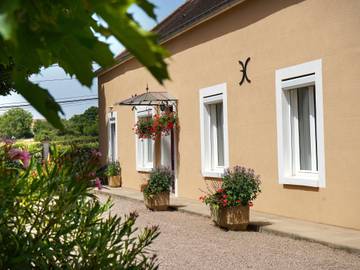 Gîte pour 7 personnes, avec terrasse à Lévis (homonymie)