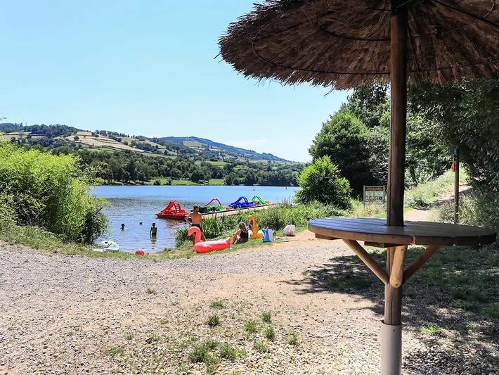 Camping pour 6 personnes, avec terrasse dans Saône-et-Loire