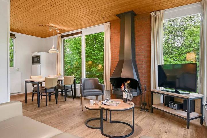 Lodge voor 4 personen, met tuin, met huisdier in Putten