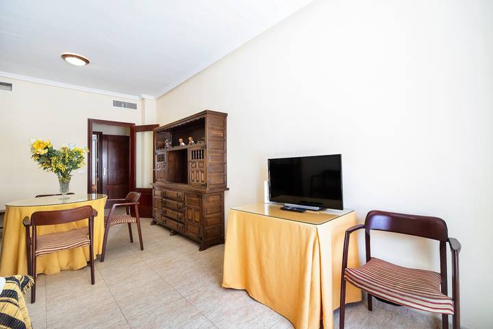 Ganze Wohnung, Apartamento "Colibri" mit Wlan, Klimaanlage und Veranda in Barriada Río San Pedro, Puerto Real