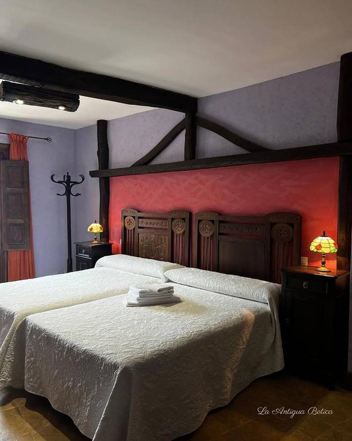 Casa rural para 14 personas, con Balcón y Terraza en Casas del Castañar - 2