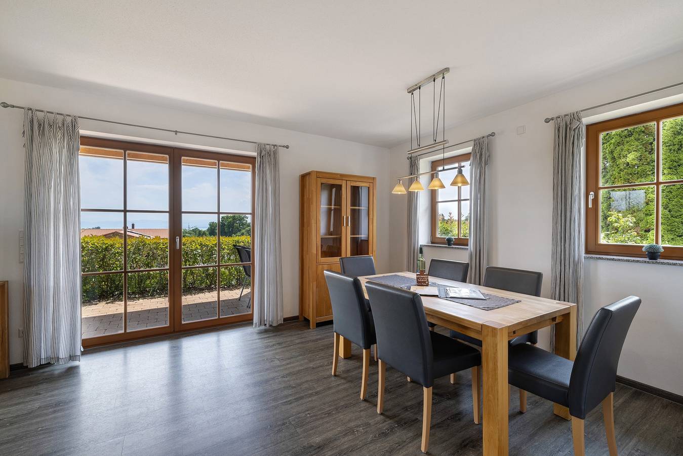 Ferienhaus 'Säntisblick' mit Seeblick, Wi-Fi und Klimaanlage in Meersburg, Region Bodensee-Oberschwaben