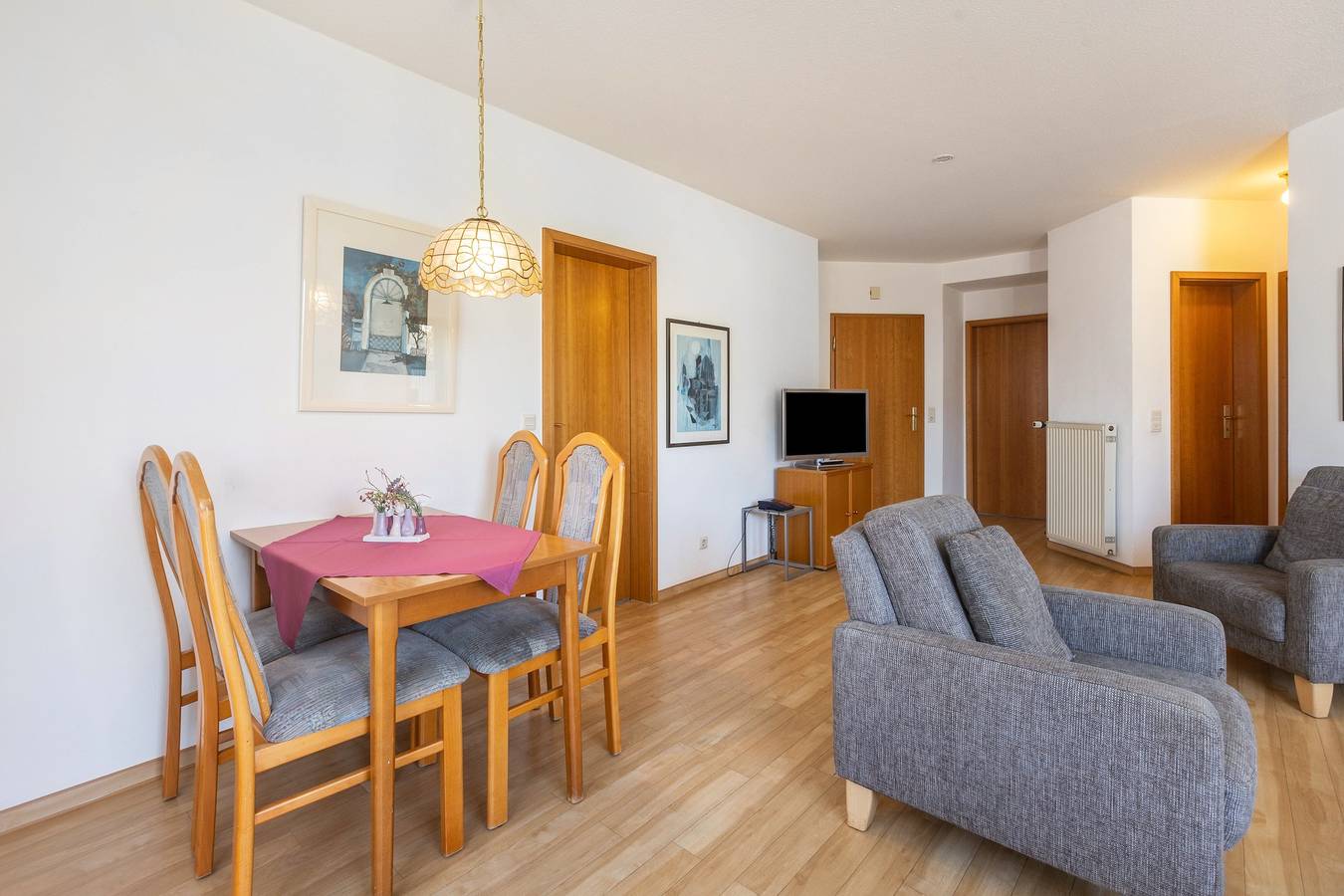 Ganze Wohnung, Ferienwohnung 'Orenberg 2' mit Terrasse in Willingen, die Mittelgebirge
