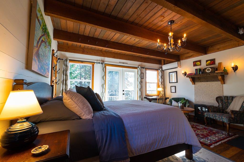 Die Tuck Away Suite im historischen Peachland in Peachland, Regional District of Central Okanagan