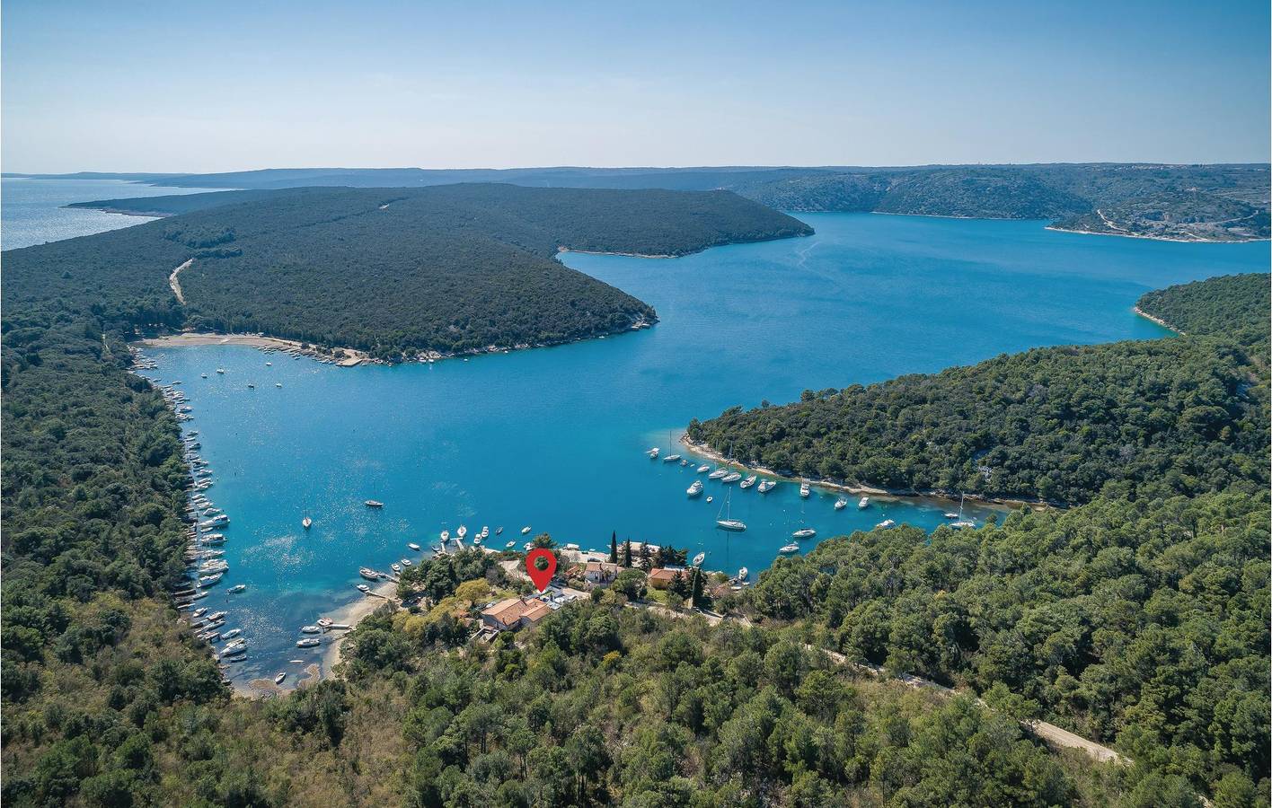 Gemütliche Ferienwohnung mit Terrasse, in Strandnähe und mit Parkplatz – ideal für einen Kurzurlaub in Raša, Ostküste Istrien