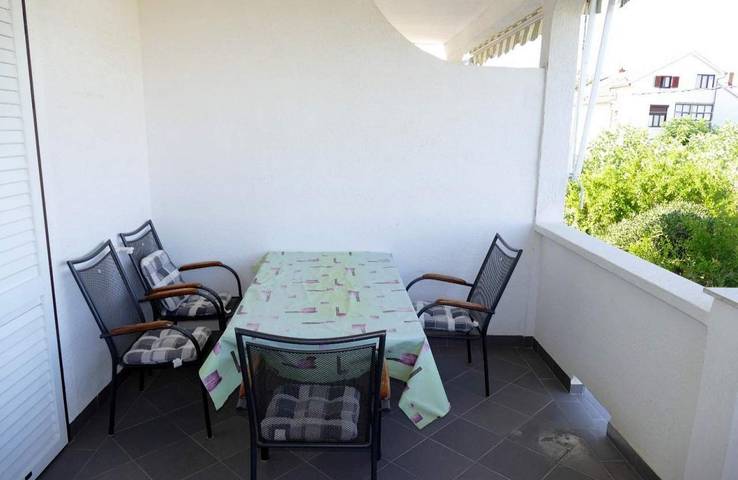 Ferienwohnung für 5 Personen, mit Balkon/Terrasse, mit Haustier in Barbat na Rabu