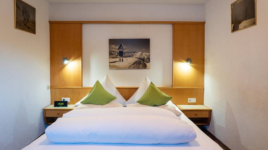 Ferienwohnung für 5 Personen, mit Balkon und Terrasse sowie Garten und Ausblick in See - 4