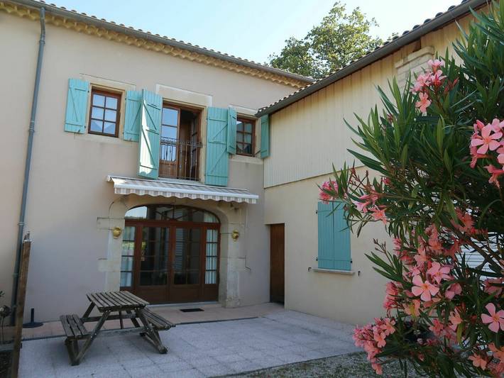 Location de vacances pour 5 personnes, avec Terrasse et Jardin à Grillon
