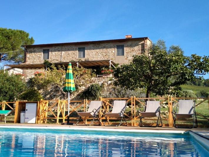 Casa vacanza per 14 persone, con terrazza e giardino nonché piscina a San Casciano in Val di Pesa