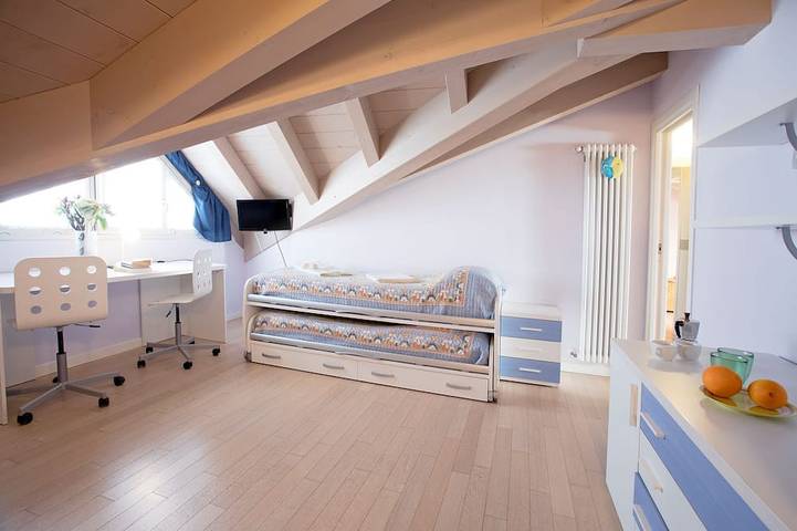 Ganze Wohnung, Lenno Spese II - Apartment in Lenno mit Pool in Lenno, Gemeinde Tremezzina