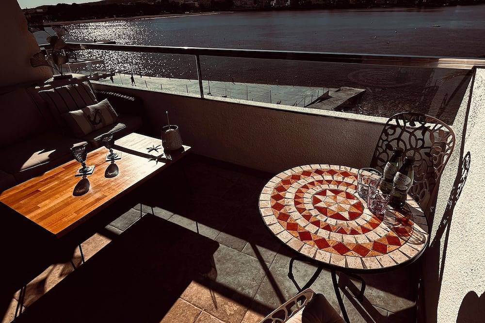 Entire apartment, Santa Ponsa Mallorca first line of sea - Aparthotel in Rotes Velles, Calvià