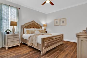 Vacation Rental for 26 Guests in Reunion (FL), Four Corners, Picture 3