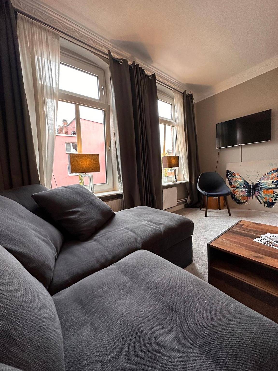 Hel lägenhet, Apartment '4' with Shared Terrace, Shared Garden and Wi-Fi in Kielfjorden, Kiel