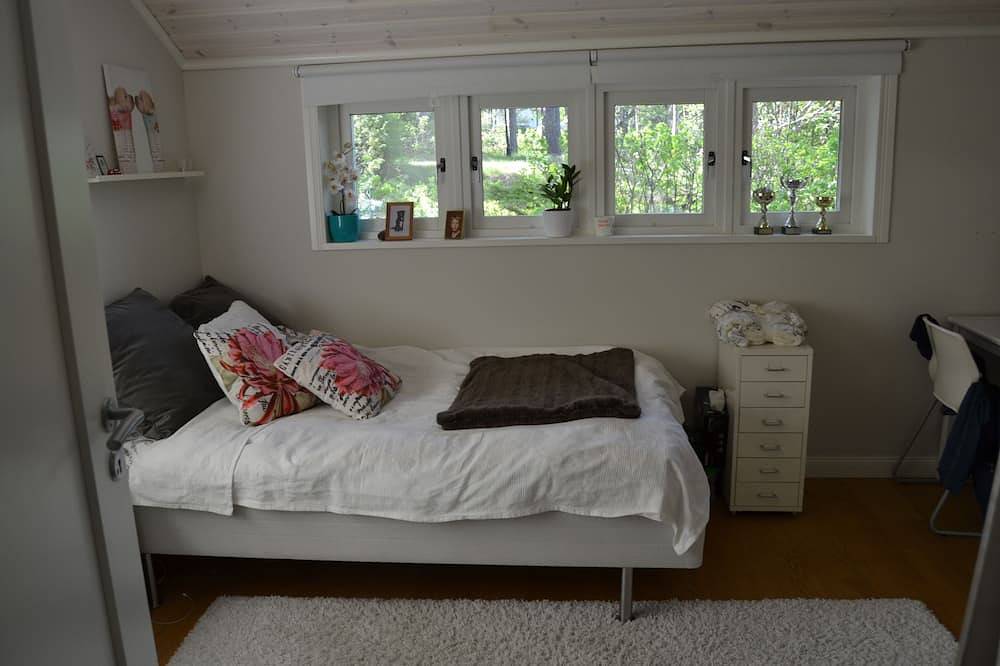 Kinderfreundliches Haus mit Jacuzzi in der Nähe der See, Meer, Natur und Stockholm in Nacka, Stockholmer Schärengarten