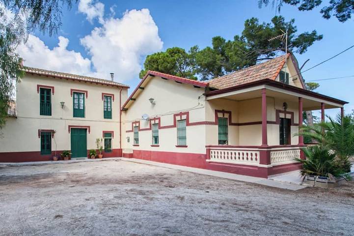 Casa de huéspuedes para 6 personas, con piscina y jardín en Ondara
