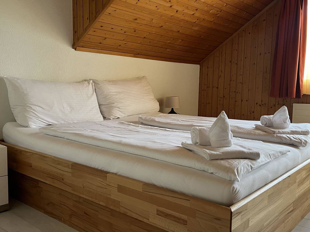 Ganze Wohnung, Hauswurz in Spiez, Thunersee