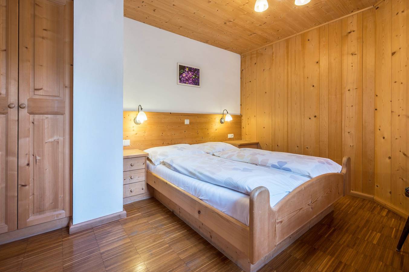 Ganze Wohnung, Ferienwohnung 'Lindenhof Apt 5' mit Gemeinschaftsgarten & Wi-Fi in Dörfl, Vintl