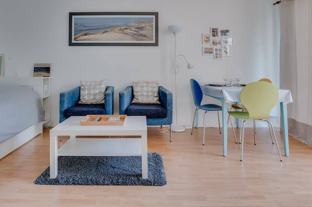 Appartement entier, Appartement de bord de mer calme et confort - Parking privé in La Rochelle, Région de La Rochelle