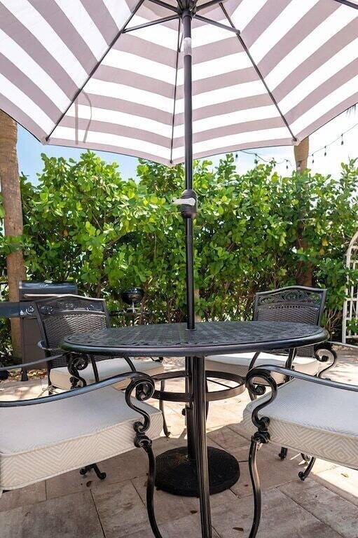 Vacation rental for 2 people, with balcony and garden, with pets in Pompano Beach