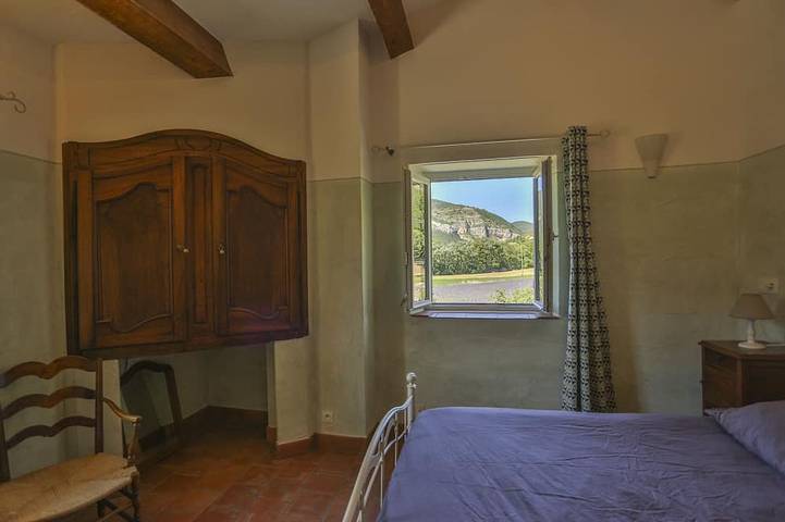 Location de vacances pour 9 personnes, avec terrasse et jardin à Orpierre - 3