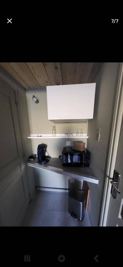Deluxe Double Room (2 Adults + 1 Child) in Loupian, Côte méditerranéenne (France)