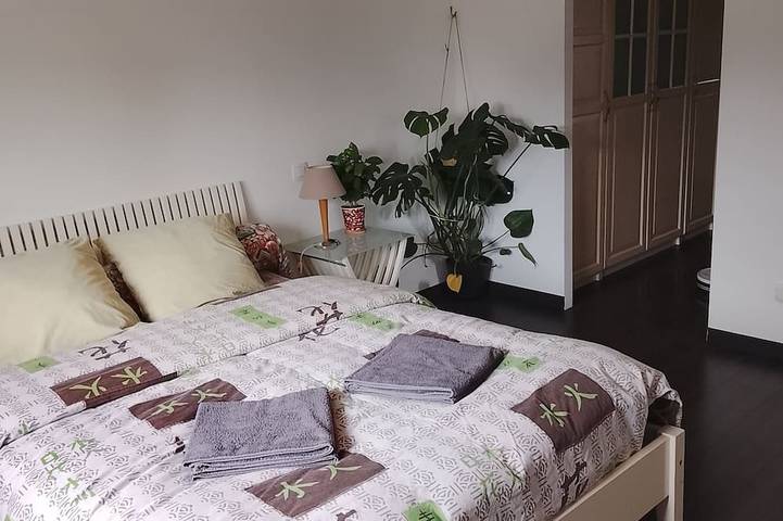 Chambre d’hôte pour 2 personnes, avec Jardin à Lherm