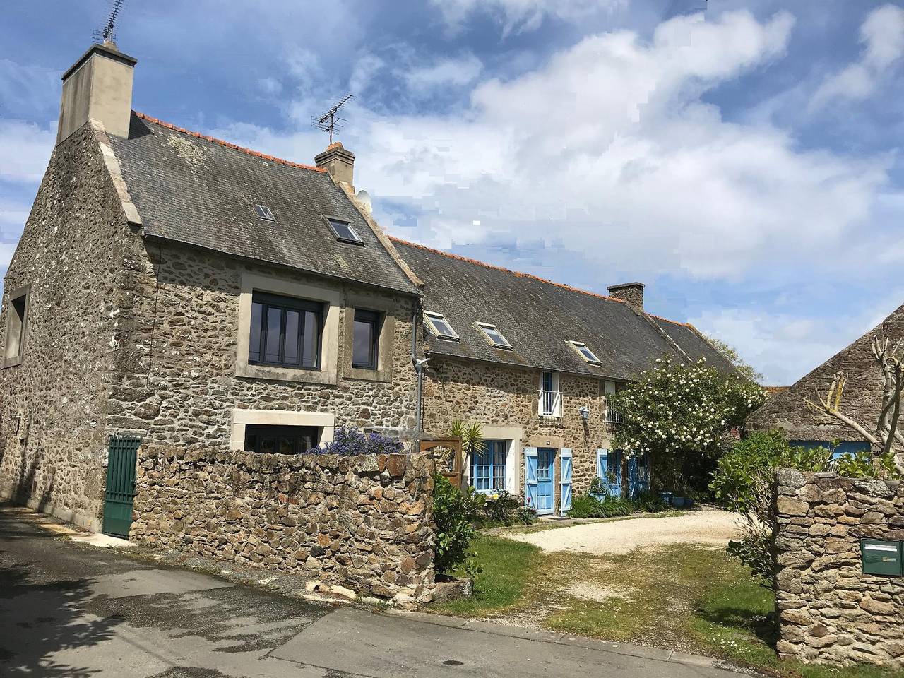 Ferienhaus "Kermamgoz" in Strandnähe in La Richardais, Saint-Malo und Umgebung
