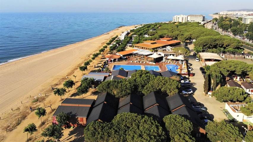 Camping voor 4 personen, met Terras en Zwembad in Santa Susanna