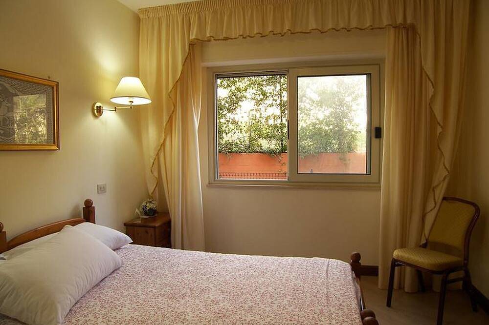 Beautiful quadruple room surrounded near Montecassino in Sant'Elia Fiumerapido, Frosinone Province