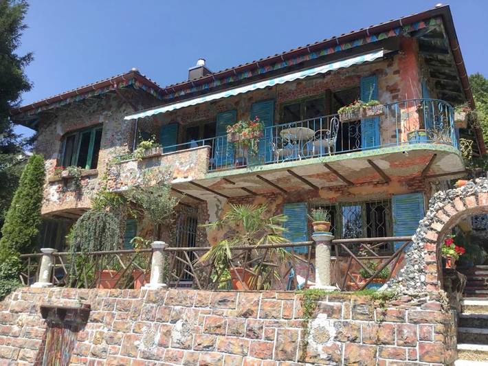 Ferienhaus für 6 Personen, mit Balkon und Terrasse sowie Garten und Pool in Thun