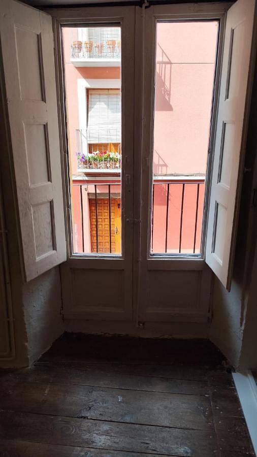 Maison d’hôte pour 4 personnes, avec balcon et vue à Jaca - 4
