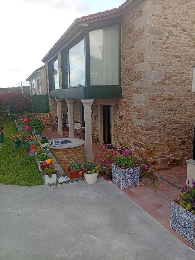 Casa rural para 2 personas, con Terraza además de Jardín y Vistas en Santa Comba