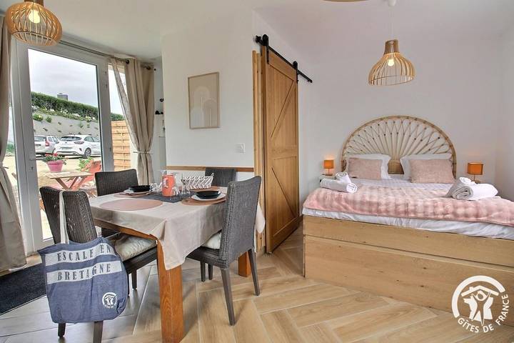 Maison de vacances pour 2 personnes, avec Terrasse à Louannec