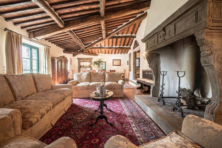 Villa per 10 persone con terrazza in Monsummano Terme, Provincia di Pistoia
