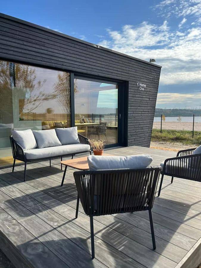 Ferienwohnung für 3 Personen, mit Terrasse und Whirlpool sowie Pool und Sauna