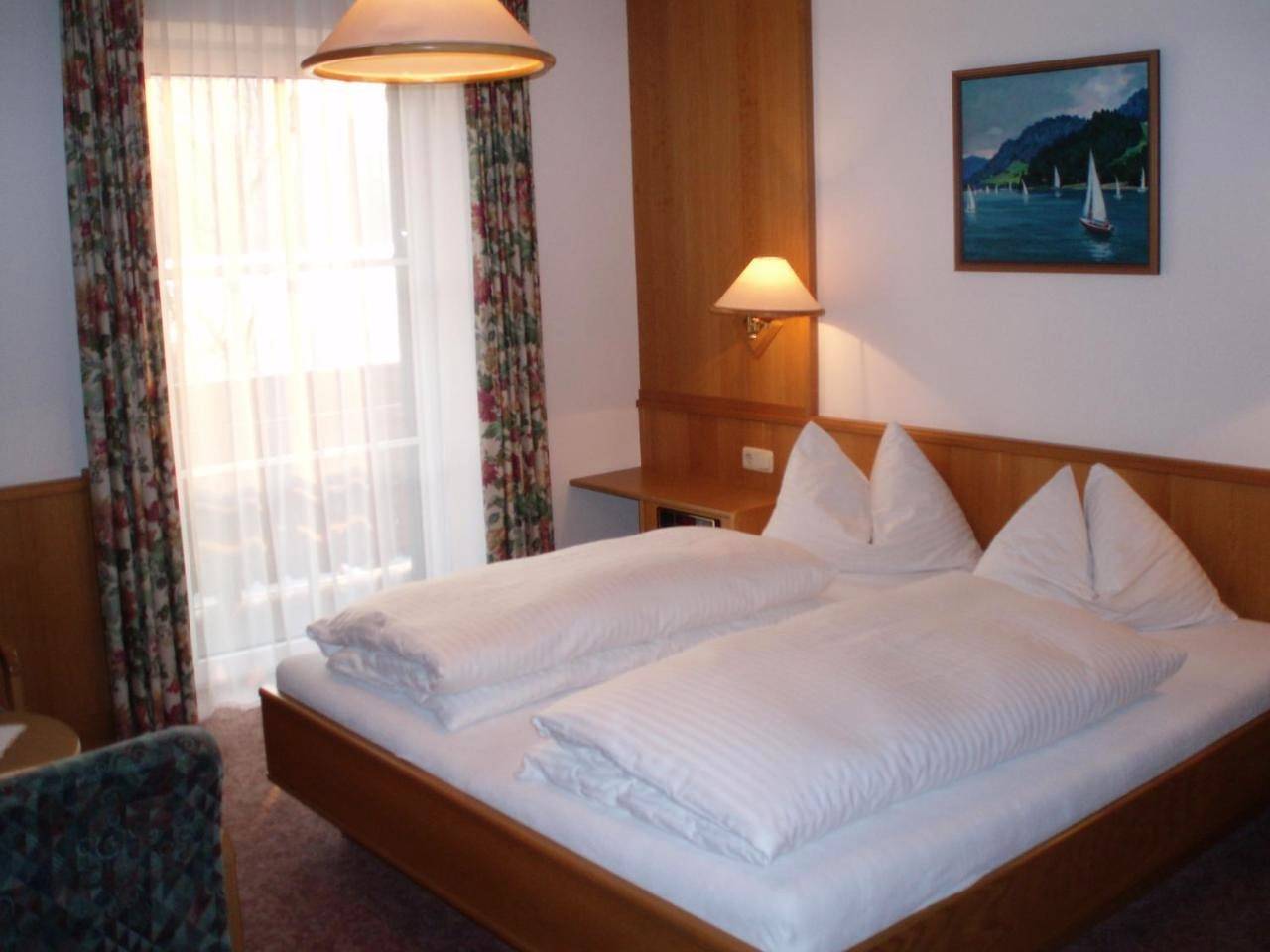 Double Room with Balcony in Fuschl am See, Bezirk Salzburg-Umgebung