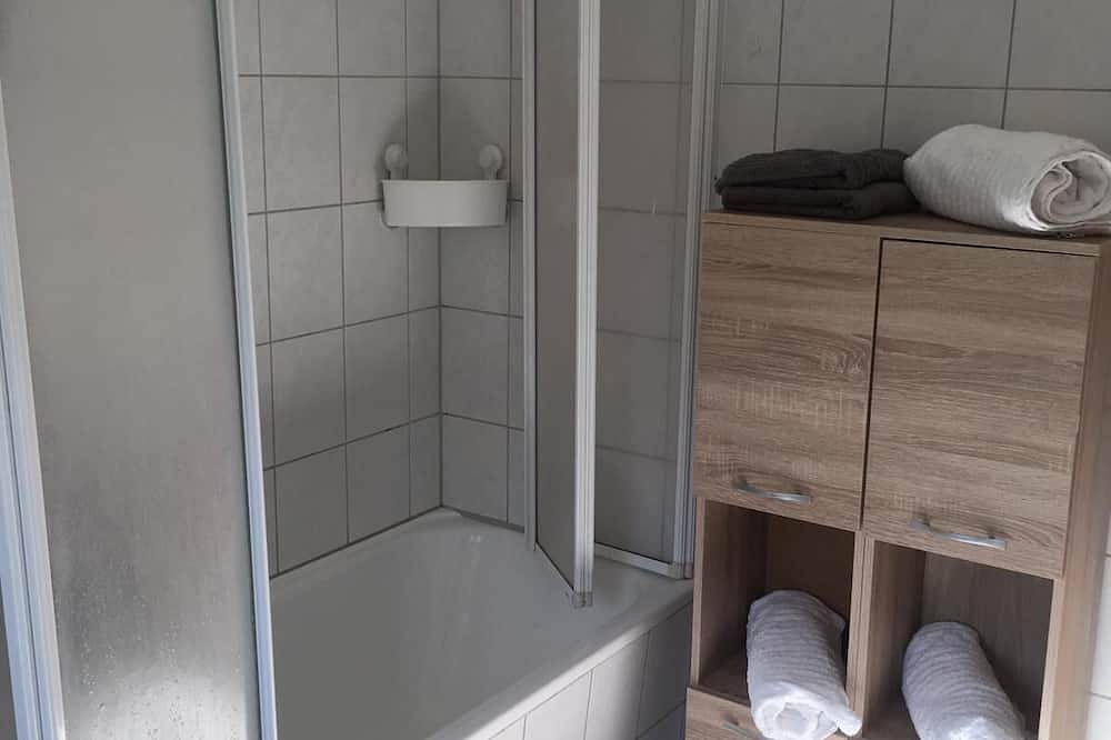 Apartamento inteiro, Ferienwohnung zur Emmer 45m2 in Emmerthal, Weser Hills