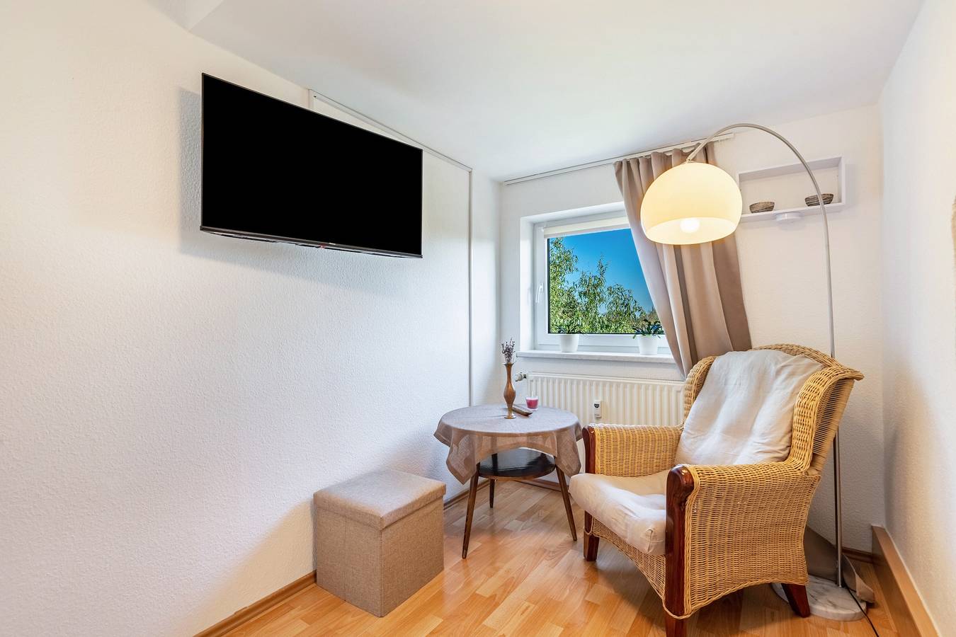 Apartamento entero, Apartamento 'Yvette's Ferienwohnung' con jardín compartido y Wi-Fi in Lugau, Montes Metálicos
