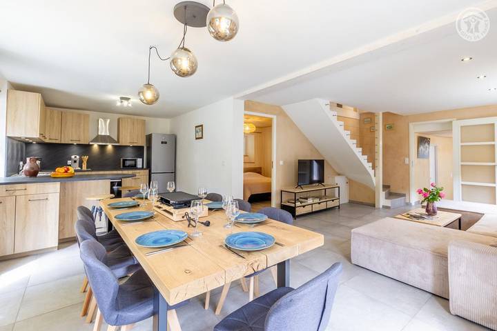 Gîte pour 8 personnes, avec balcon dans Office De Tourisme De Beaufort - 4