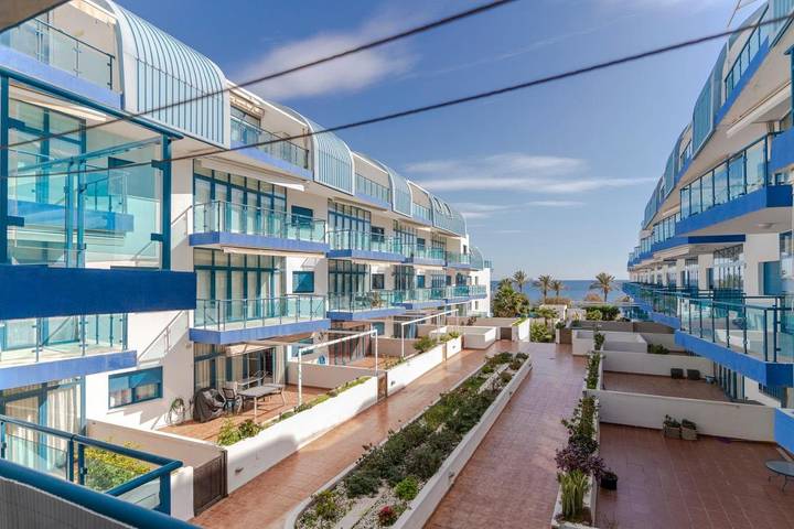 Gîte pour 4 personnes, avec jardin ainsi que vue et piscine dans Castell de Ferro - 2