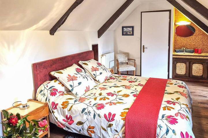 Location de vacances pour 4 personnes, avec jardin, animaux acceptés à Pléhédel - 2