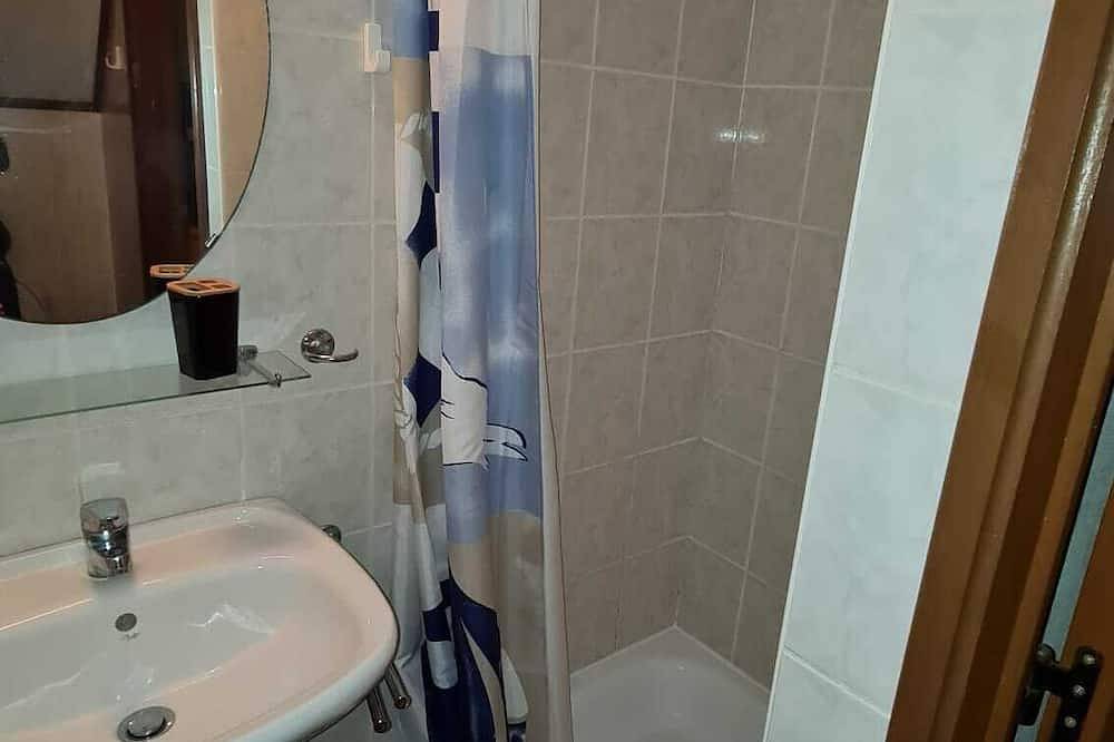 Villa dans village vacances (2 complexes aquatiques, boules..) à 500m de la mer in Portiragnes Plage, Vias